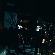 Look At My Feet ft. KP SKYWALKA - Skino