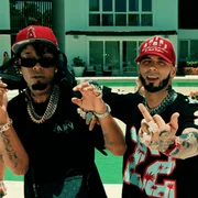 Milloneta ft. Anuel AA - Rochy Rd