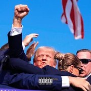 RIFLE BISEXUAL ft. Icy Vedo, yyy891 & Somadamantina - Albany