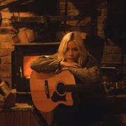Scotland In The Snow - Nina Nesbitt